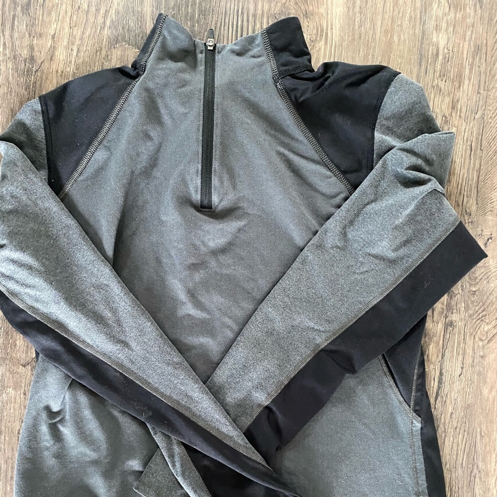 North face 1/4 zip